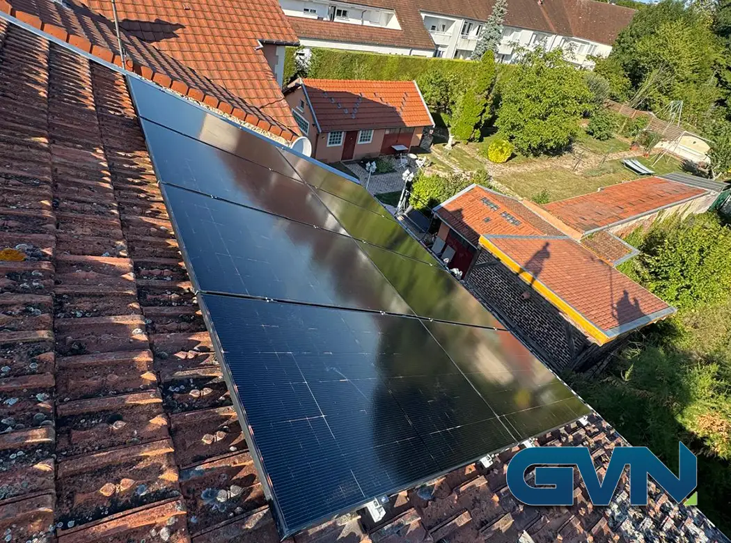 Très belle installation photovoltaïque à St-Dizier, commune dans la Haute-Marne (Grand-Est). Merci à notre client pour sa confiance et bravo à nos poseurs. Installation réalisé le 25 Août 2025.